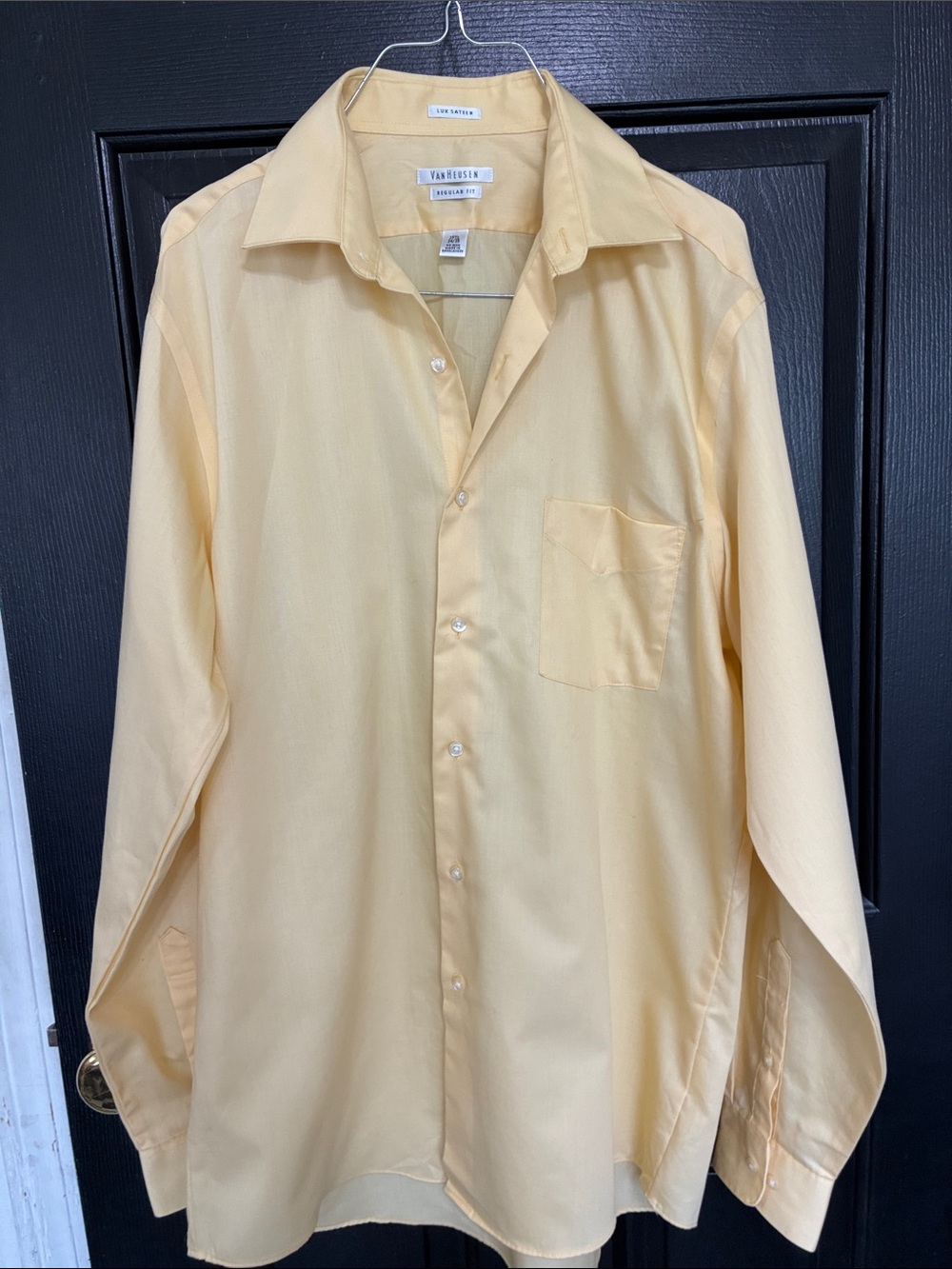 Van Heusen Men's Light Yellow Dress Shirt